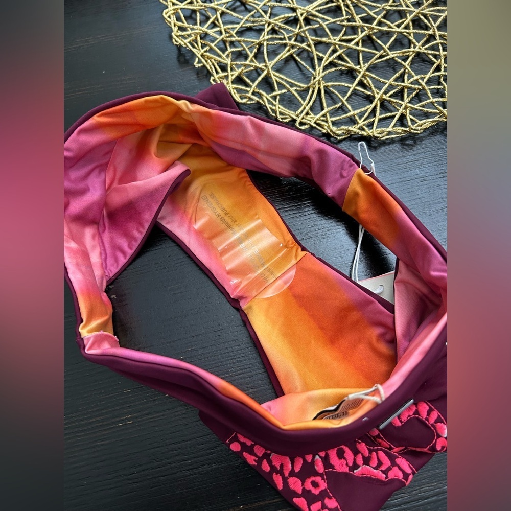 Maaji Women's Standard Rise/High Leg Bottom Medium - Picture 7 of 7